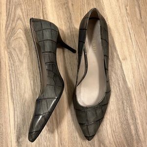 Nine West ‘Good News TJ’ Moss Green and Black Croc Embossed Leather Pumps